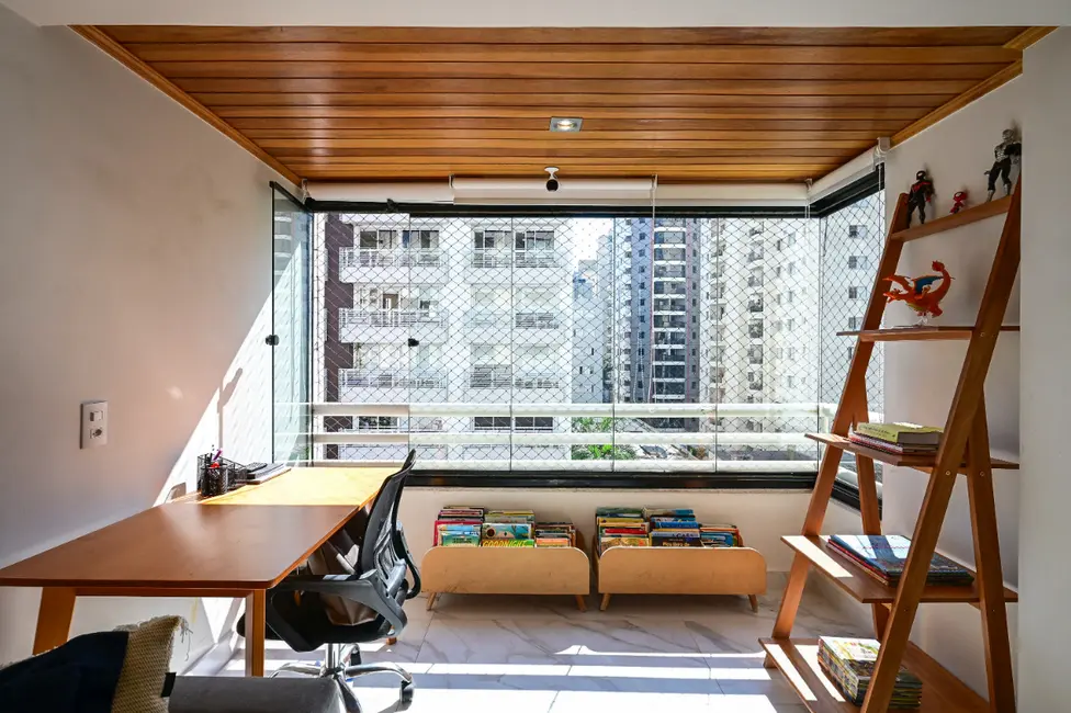Foto 7 de Apartamento com 2 quartos à venda, 72m2 em Moema, São Paulo - SP
