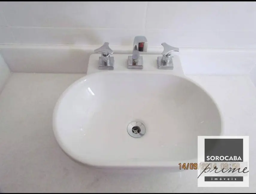 Sobrado com 3 quartos à venda, 150m2 em Loteamento Dinorá Rosa, Sorocaba - SP - imagem 2 Foto 2 de Sobrado com 3 quartos à venda, 150m2 em Loteamento Dinorá Rosa, Sorocaba - SP