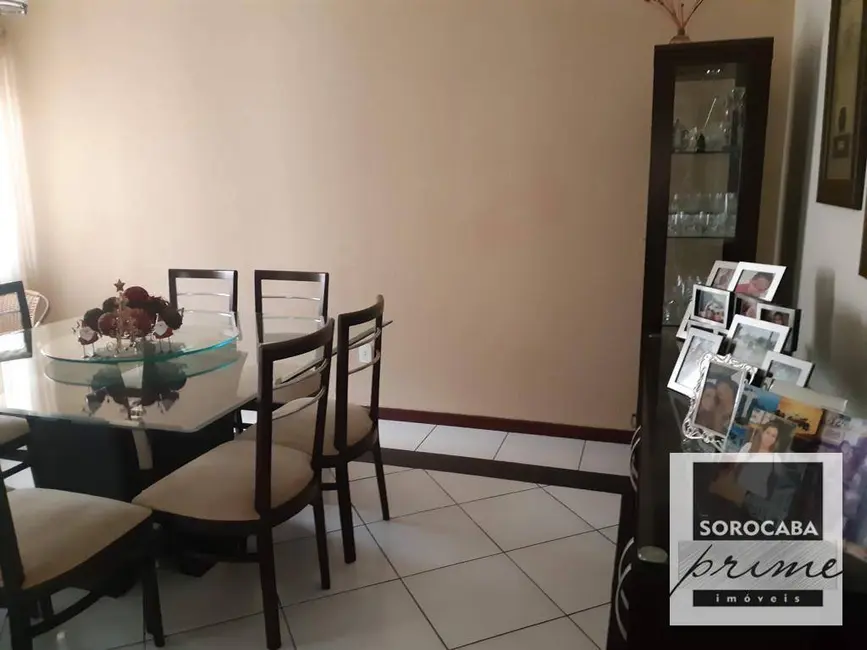 Sobrado com 3 quartos à venda, 250m2 em Jardim São Paulo, Sorocaba - SP - imagem 5 Foto 5 de Sobrado com 3 quartos à venda, 250m2 em Jardim São Paulo, Sorocaba - SP