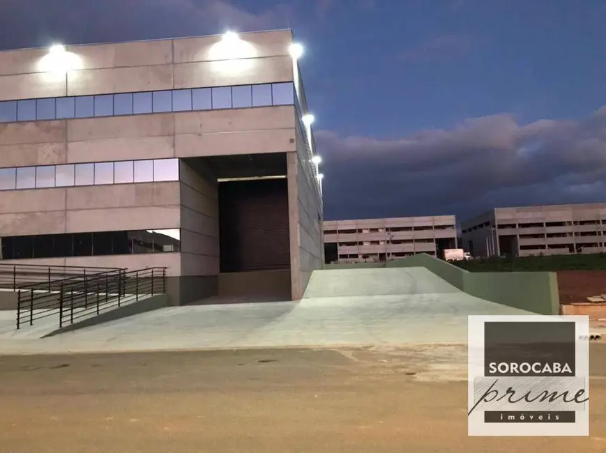 Armazém / Galpão para alugar, 2600m2 em Iporanga, Sorocaba - SP - imagem 4 Foto 4 de Armazém / Galpão para alugar, 2600m2 em Iporanga, Sorocaba - SP