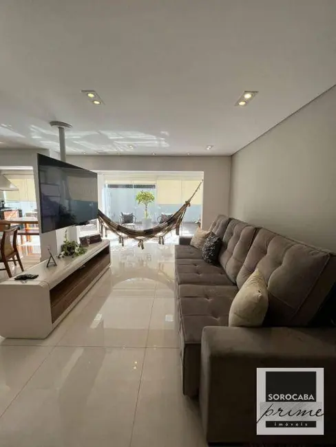 Sobrado com 3 quartos à venda, 260m2 em Parque Campolim, Sorocaba - SP - imagem 9 Foto 9 de Sobrado com 3 quartos à venda, 260m2 em Parque Campolim, Sorocaba - SP