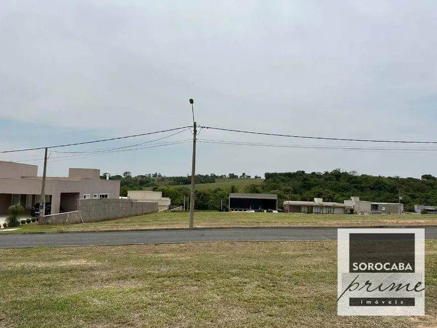 Foto 2 de Terreno / Lote à venda, 1000m2 em Aracoiaba Da Serra - SP