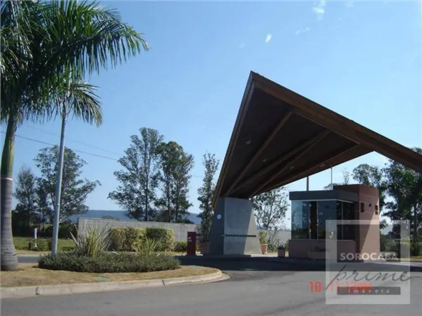 Foto 1 de Terreno / Lote à venda, 1000m2 em Aracoiaba Da Serra - SP