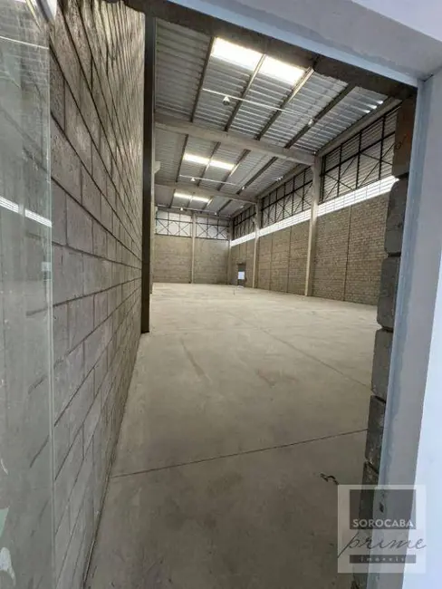 Foto 2 de Armazém / Galpão para alugar, 1000m2 em Jardim Ibiti do Paço, Sorocaba - SP