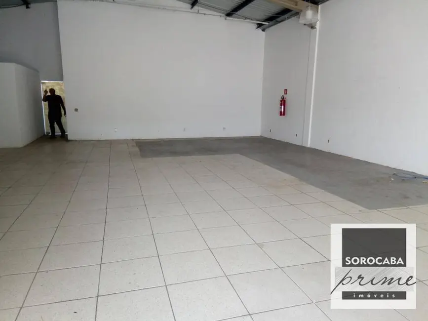 Foto 9 de Armazém / Galpão à venda e para alugar, 300m2 em Aparecidinha, Sorocaba - SP