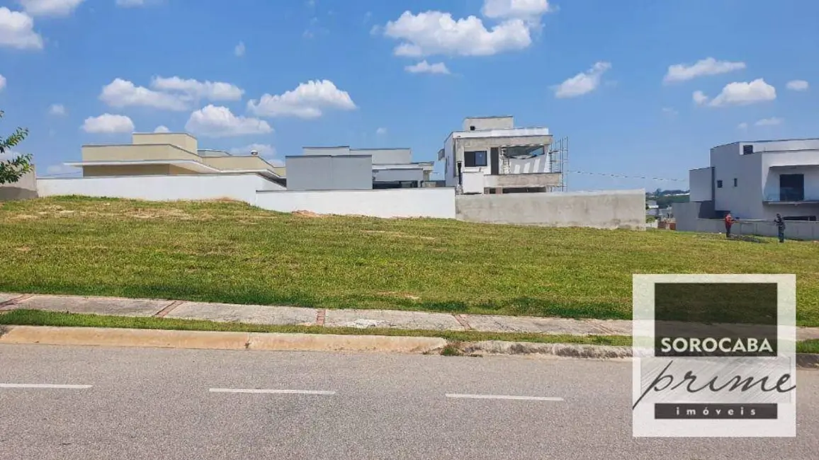 Foto 1 de Terreno / Lote à venda, 336m2 em Votorantim - SP