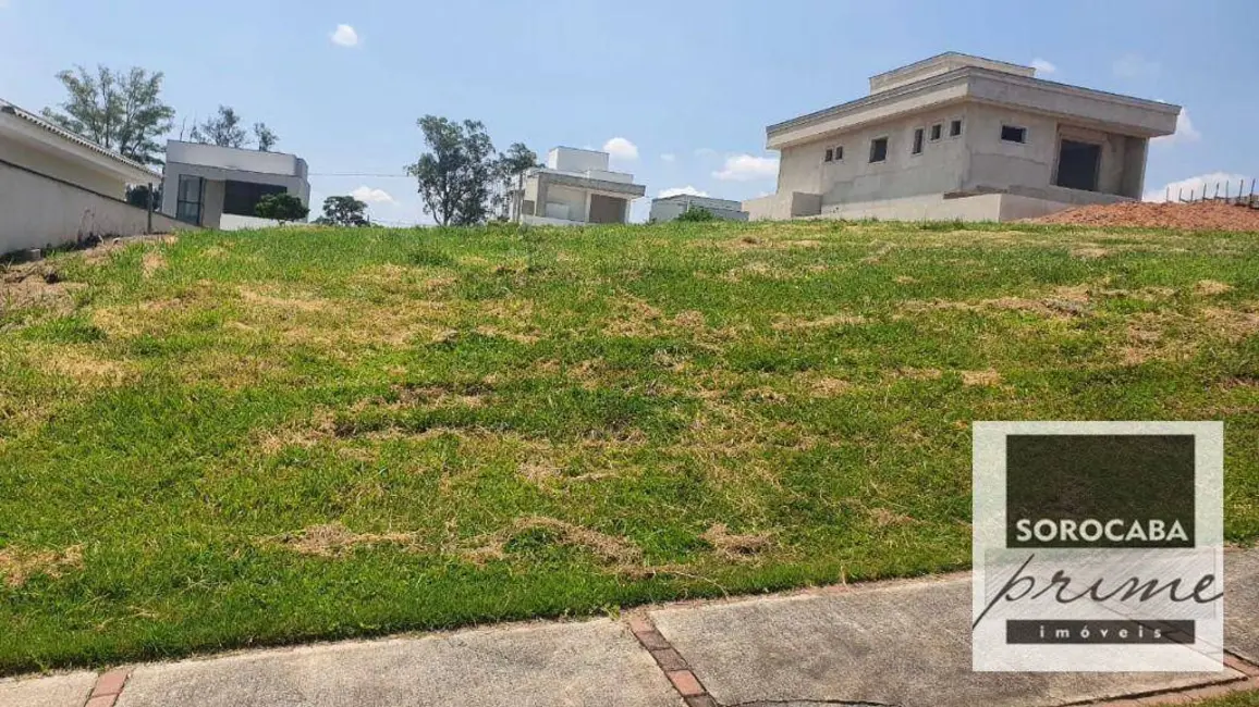 Foto 1 de Terreno / Lote à venda, 333m2 em Votorantim - SP