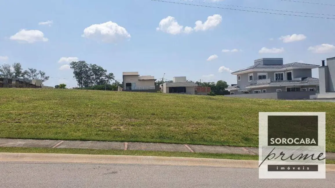 Foto 1 de Terreno / Lote à venda, 333m2 em Votorantim - SP