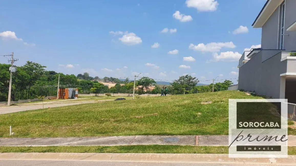 Foto 1 de Terreno / Lote à venda, 310m2 em Votorantim - SP