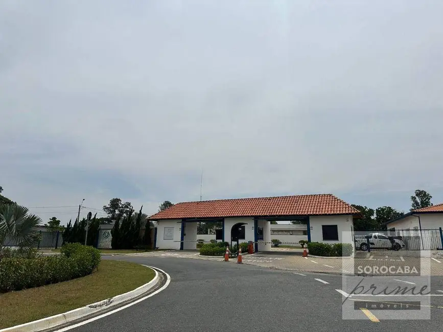 Foto 2 de Terreno / Lote à venda, 1000m2 em Aracoiaba Da Serra - SP