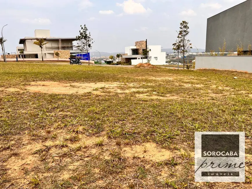 Foto 1 de Terreno / Lote à venda, 556m2 em Votorantim - SP