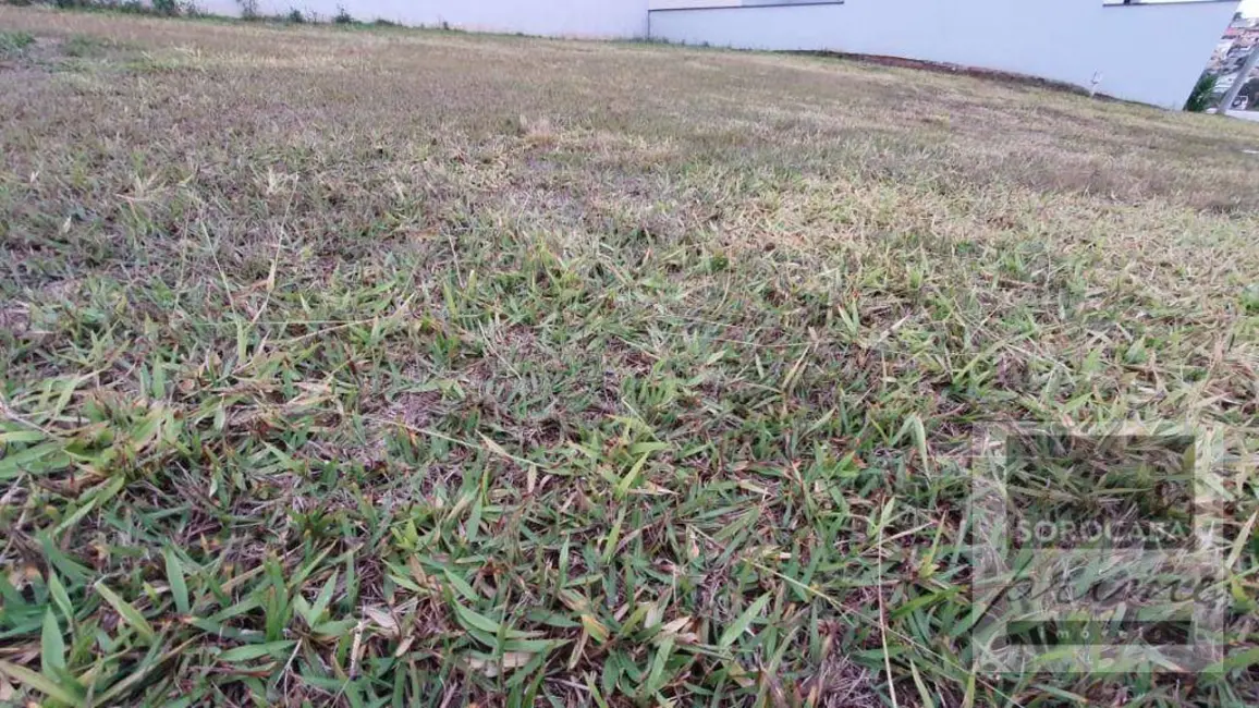 Foto 1 de Terreno / Lote à venda, 452m2 em Itapeva, Votorantim - SP