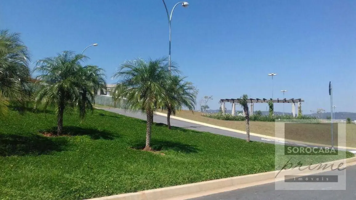 Foto 1 de Terreno / Lote à venda, 452m2 em Votorantim - SP