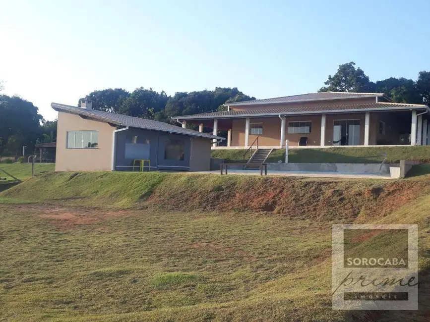 Foto 9 de Chácara com 3 quartos à venda, 2100m2 em Centro, Salto De Pirapora - SP