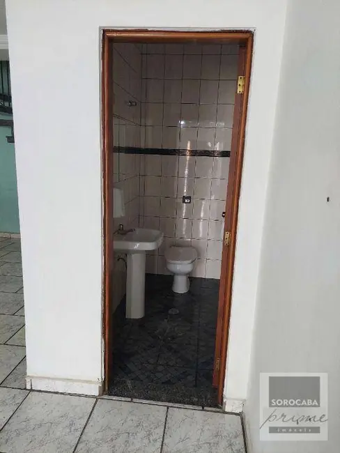 Sobrado com 3 quartos para alugar, 250m2 em Parque das Laranjeiras, Sorocaba - SP - imagem 5 Foto 5 de Sobrado com 3 quartos para alugar, 250m2 em Parque das Laranjeiras, Sorocaba - SP