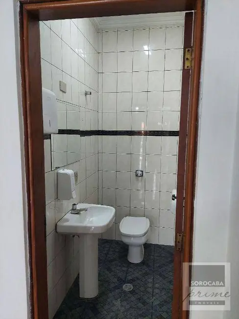 Sobrado com 3 quartos para alugar, 250m2 em Parque das Laranjeiras, Sorocaba - SP - imagem 6 Foto 6 de Sobrado com 3 quartos para alugar, 250m2 em Parque das Laranjeiras, Sorocaba - SP