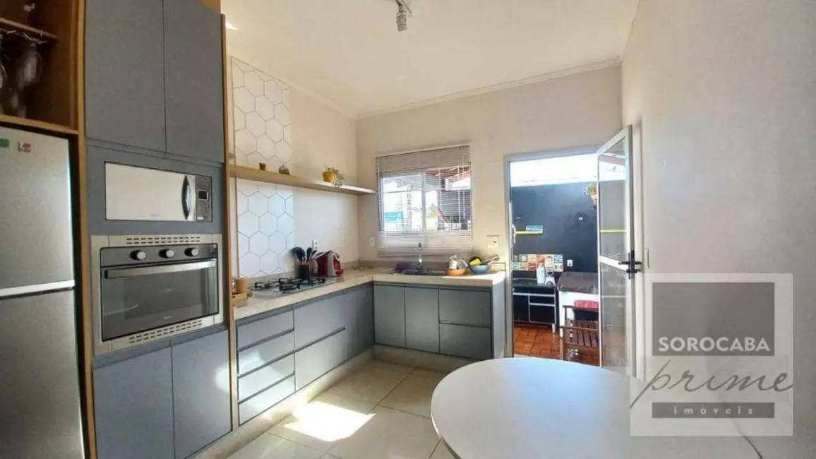 Foto 5 de Casa de Condomínio com 2 quartos à venda, 228m2 em Horto Florestal, Sorocaba - SP