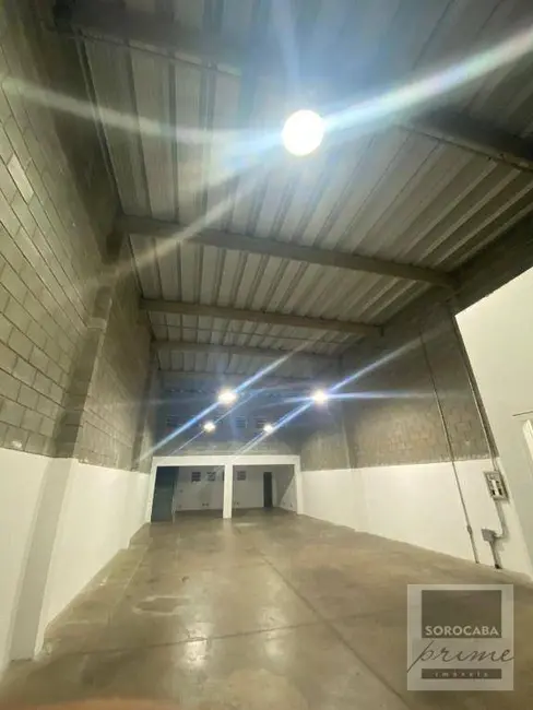 Foto 1 de Armazém / Galpão para alugar, 237m2 em Sorocaba - SP