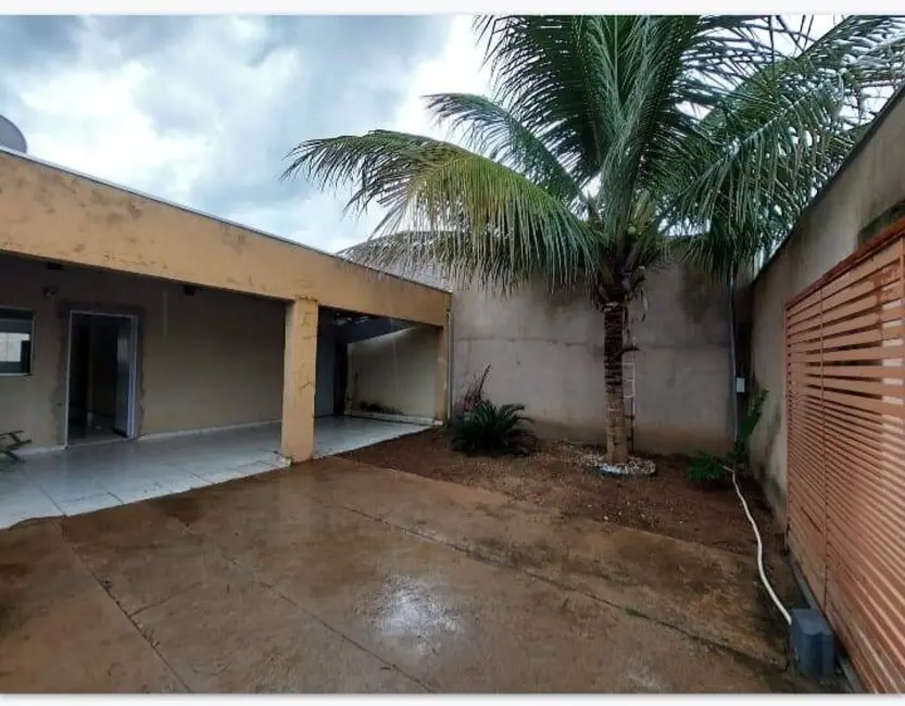 Foto 1 de Casa com 2 quartos à venda, 195m2 em Osmar Cabral, Cuiaba - MT