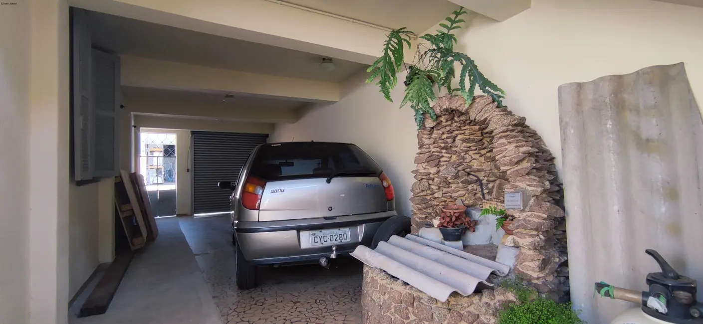 Casa com 3 quartos à venda, 317m2 em Vila Campos Sales, Jundiai - SP - imagem 9 Foto 9 de Casa com 3 quartos à venda, 317m2 em Vila Campos Sales, Jundiai - SP