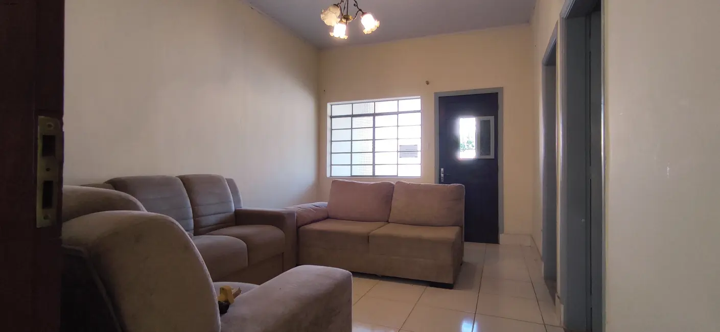 Casa com 3 quartos à venda, 317m2 em Vila Campos Sales, Jundiai - SP - imagem 4 Foto 4 de Casa com 3 quartos à venda, 317m2 em Vila Campos Sales, Jundiai - SP