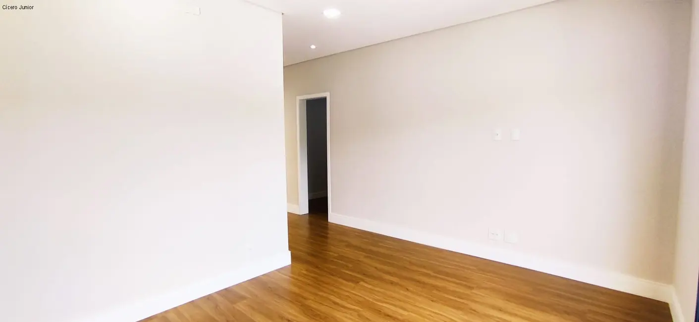 Casa de Condomínio com 3 quartos à venda, 203m2 em Recanto Quarto Centenário, Jundiai - SP - imagem 5 Foto 5 de Casa de Condomínio com 3 quartos à venda, 203m2 em Recanto Quarto Centenário, Jundiai - SP