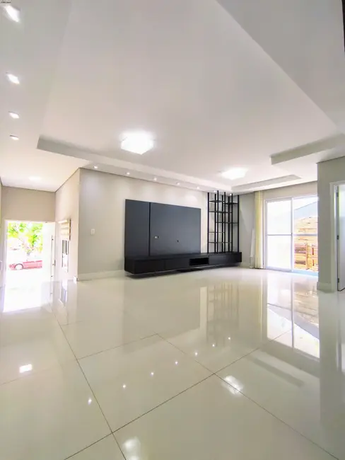 Casa de Condomínio com 4 quartos para alugar, 220m2 em Condomínio Reserva da Serra, Jundiai - SP - imagem 7 Foto 7 de Casa de Condomínio com 4 quartos para alugar, 220m2 em Condomínio Reserva da Serra, Jundiai - SP