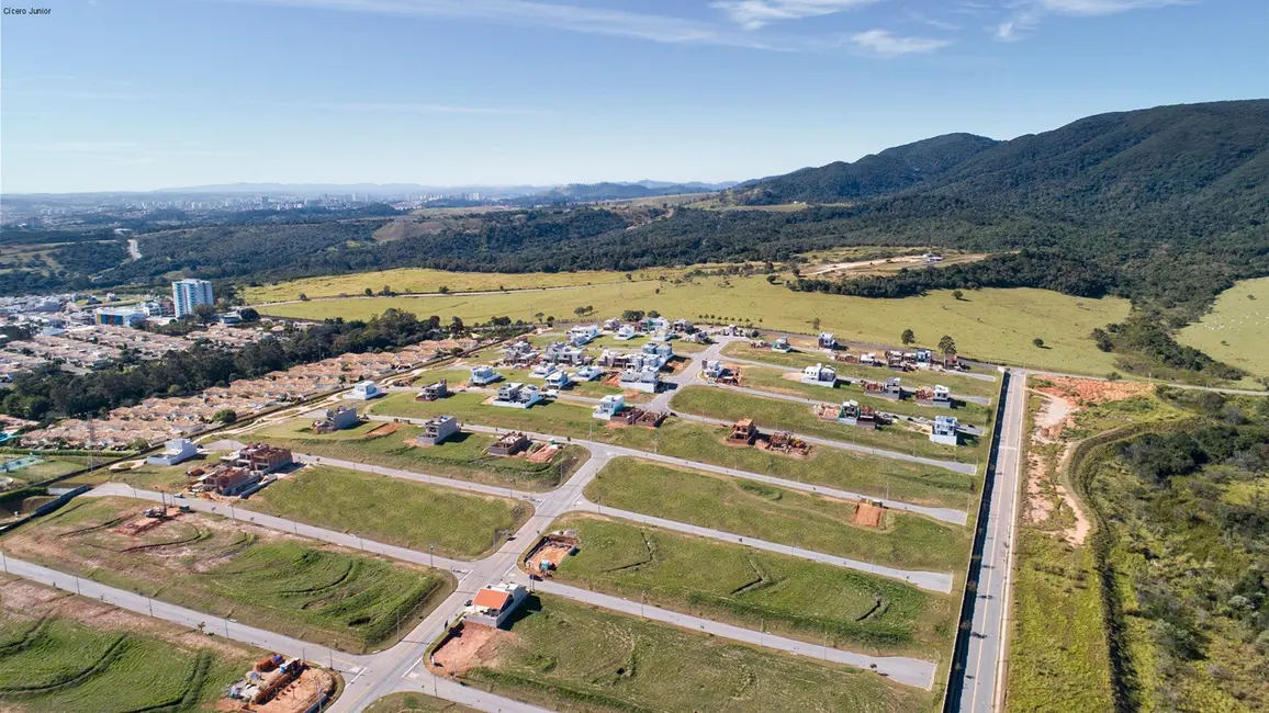 Foto 3 de Terreno / Lote à venda, 250m2 em Jardim Ermida I, Jundiai - SP