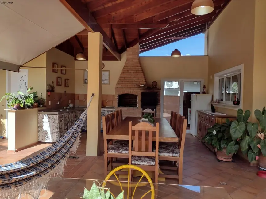 Foto 7 de Casa de Condomínio com 3 quartos à venda, 320m2 em Centro, Vinhedo - SP