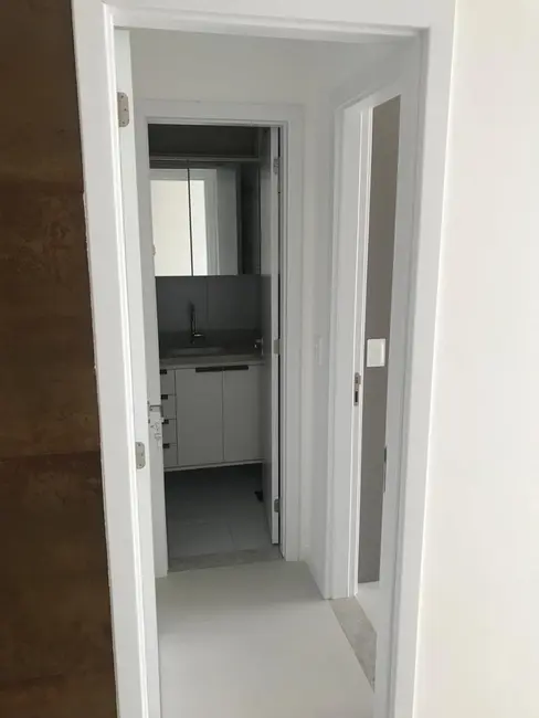 Apartamento com 1 quarto para alugar, 51m2 em Graça, Salvador - BA - imagem 5 Foto 5 de Apartamento com 1 quarto para alugar, 51m2 em Graça, Salvador - BA