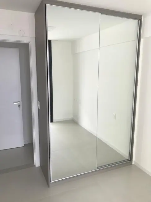 Apartamento com 1 quarto para alugar, 51m2 em Graça, Salvador - BA - imagem 7 Foto 7 de Apartamento com 1 quarto para alugar, 51m2 em Graça, Salvador - BA