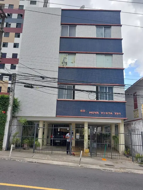 Foto 3 de Apartamento com 2 quartos para alugar, 66m2 em Garcia, Salvador - BA