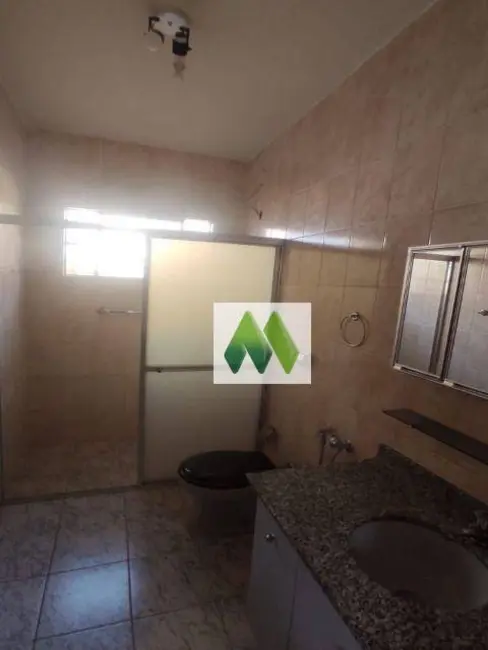 Foto 9 de Casa com 3 quartos à venda, 250m2 em Vila Nova Botucatu, Botucatu - SP