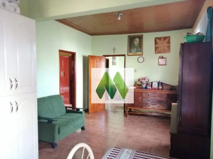 Casa com 3 quartos à venda em Vila São Lúcio, Botucatu - SP - imagem 5 Foto 5 de Casa com 3 quartos à venda em Vila São Lúcio, Botucatu - SP