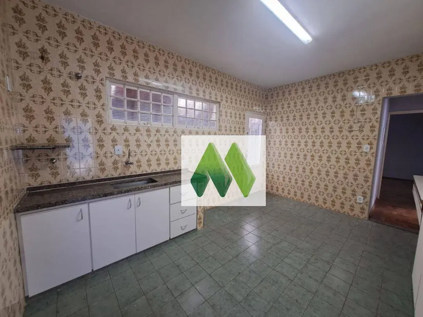 Casa com 3 quartos à venda, 330m2 em Jardim Flamboyant, Botucatu - SP - imagem 9 Foto 9 de Casa com 3 quartos à venda, 330m2 em Jardim Flamboyant, Botucatu - SP