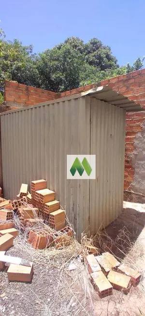 Foto 5 de Terreno / Lote para alugar em Vila Pinheiro Machado, Botucatu - SP