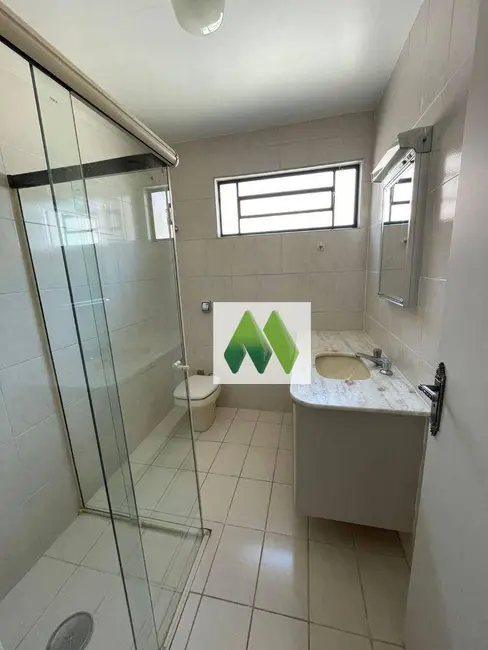 Foto 6 de Casa com 4 quartos à venda, 348m2 em Chácara Montagna, Botucatu - SP