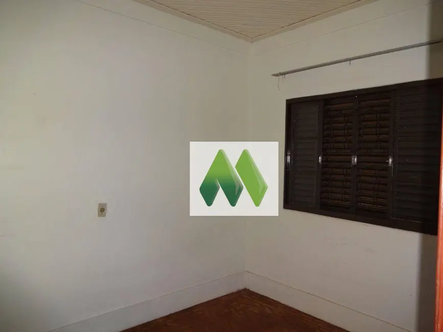 Casa com 2 quartos à venda, 250m2 em Vila Nova Botucatu, Botucatu - SP - imagem 7 Foto 7 de Casa com 2 quartos à venda, 250m2 em Vila Nova Botucatu, Botucatu - SP