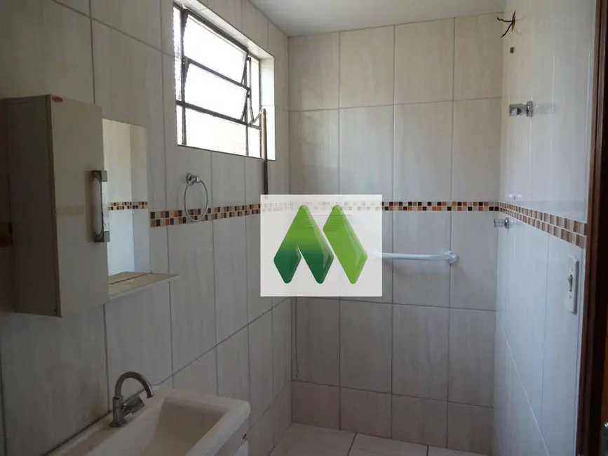 Casa com 2 quartos à venda, 250m2 em Vila Nova Botucatu, Botucatu - SP - imagem 8 Foto 8 de Casa com 2 quartos à venda, 250m2 em Vila Nova Botucatu, Botucatu - SP
