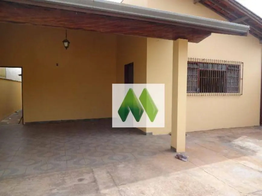 Casa com 3 quartos à venda, 300m2 em Jardim Flamboyant, Botucatu - SP - imagem 4 Foto 4 de Casa com 3 quartos à venda, 300m2 em Jardim Flamboyant, Botucatu - SP