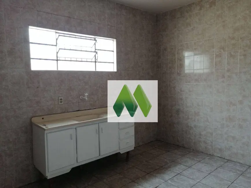 Foto 8 de Casa com 2 quartos à venda, 250m2 em Vila Nova Botucatu, Botucatu - SP