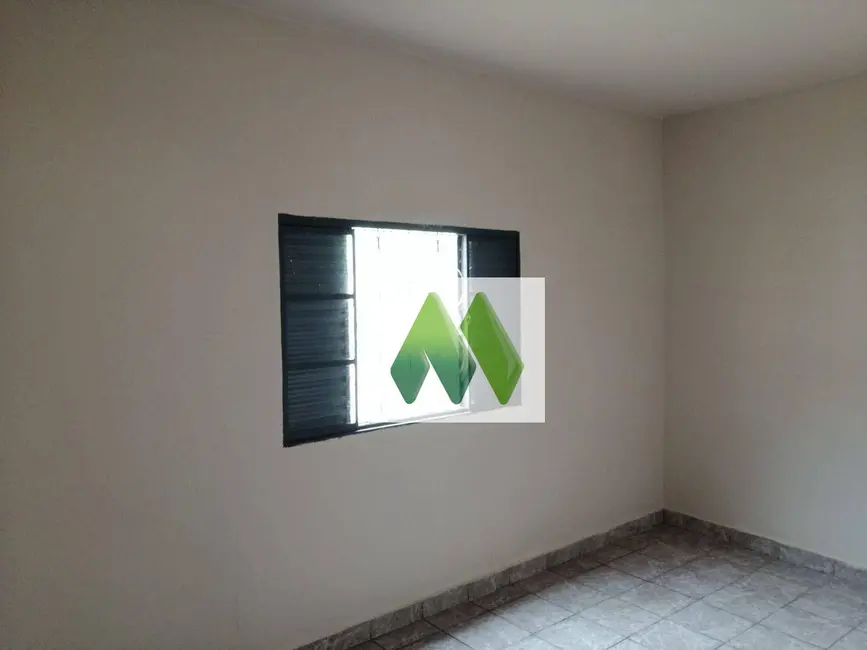 Foto 5 de Casa com 2 quartos à venda, 250m2 em Vila Nova Botucatu, Botucatu - SP