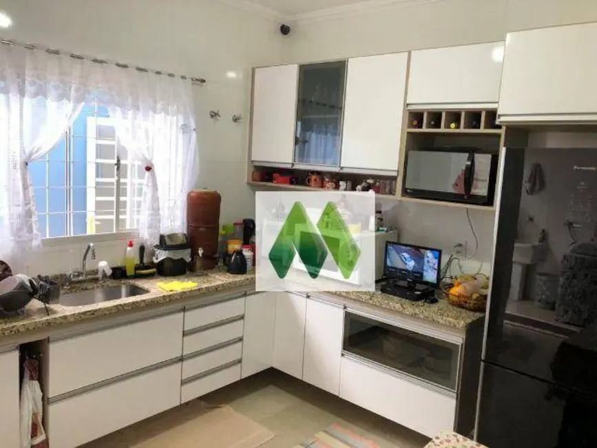 Foto 5 de Casa com 3 quartos à venda, 340m2 em Jardim Planalto, Botucatu - SP