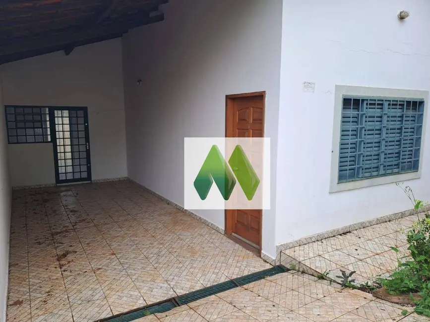 Foto 4 de Casa com 2 quartos à venda, 189m2 em Parque Residencial Primavera, Botucatu - SP