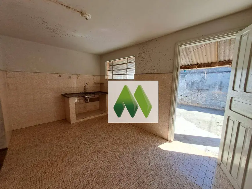 Casa com 2 quartos à venda, 102m2 em Vila dos Lavradores, Botucatu - SP - imagem 6 Foto 6 de Casa com 2 quartos à venda, 102m2 em Vila dos Lavradores, Botucatu - SP