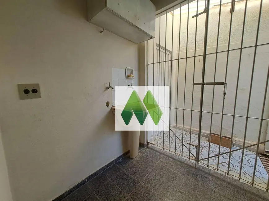 Foto 12 de Casa com 4 quartos à venda, 250m2 em Jardim Paraíso, Botucatu - SP