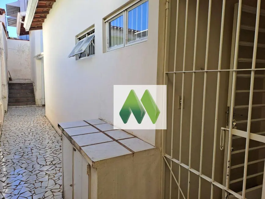 Foto 16 de Casa com 4 quartos à venda, 250m2 em Jardim Paraíso, Botucatu - SP