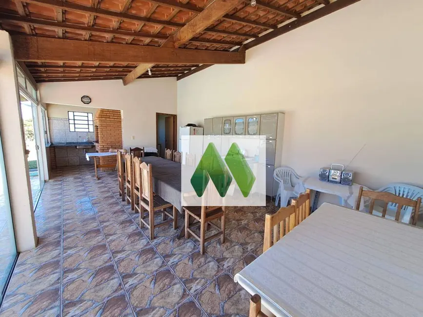 Foto 4 de Chácara com 3 quartos à venda, 2877m2 em Park Residencial Convívio, Botucatu - SP