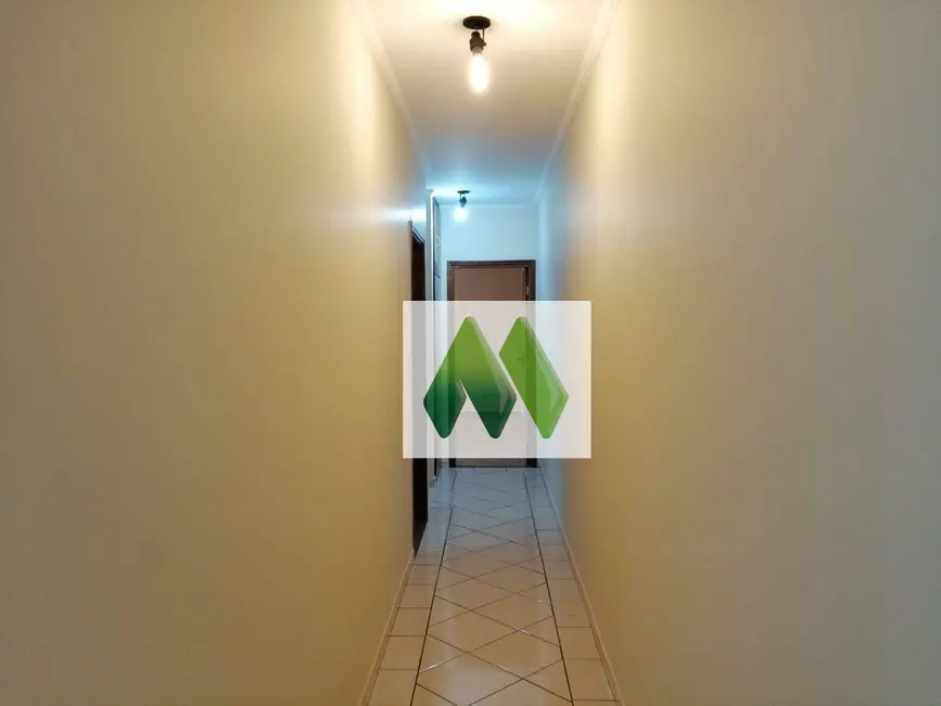 Foto 8 de Casa com 2 quartos à venda, 180m2 em Parque Residencial Primavera, Botucatu - SP