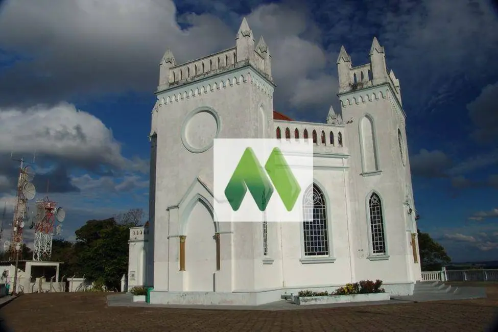 Chácara à venda, 1550m2 em Botucatu - SP - imagem 6 Foto 6 de Chácara à venda, 1550m2 em Botucatu - SP